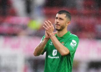 Barcelona make first summer signing as gifted youngster eyes Camp Nou exit