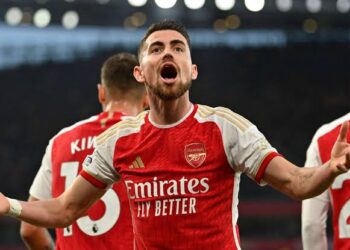 Jorginho commits to Arsenal with contract extension, snubs Serie A return