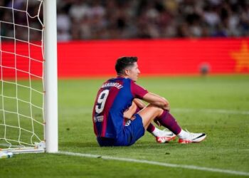 Poland boss Michal Probierz slams how ‘disastrous’ Barcelona treated Robert Lewandowski