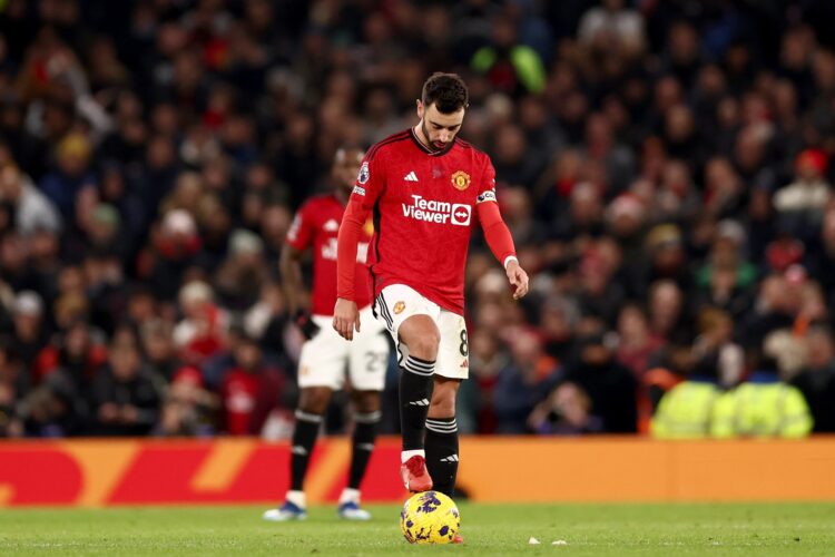 Bayern Munich express interest in Man United captain