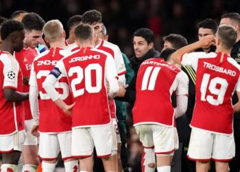 Liverpool hero Carragher names two areas Arsenal need to strengthen to beat Man City to Premier League title