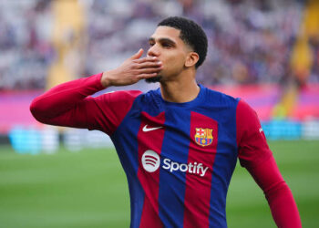 Barcelona worried about Araujo as Bayern Munich’s interest grow