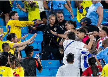 Copa América: Liverpool’s Darwin Núñez leads ugly Uruguay brawl with fans after semifinal loss to Colombia