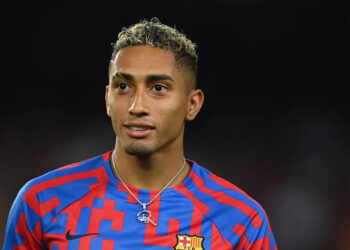 Arsenal target poised for Premier League return as Barcelona consider €60 million exit