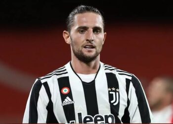 Transfers: Former Juventus star set for Marseille move after Manchester United links