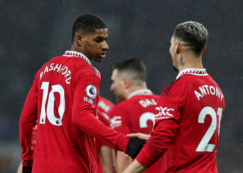 “He’s a big guy” – Erik Ten Hag pleased with Manchester United star’s return to form after Barnsley win