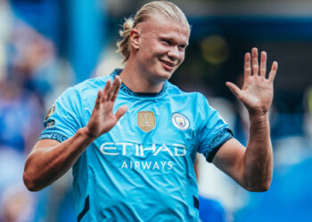 Erling Haaland wins Man City award but misfires in Norway’s goalless draw