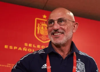De La Fuente full of ‘pride’ after Spain’s resounding victory over Switzerland despite red card