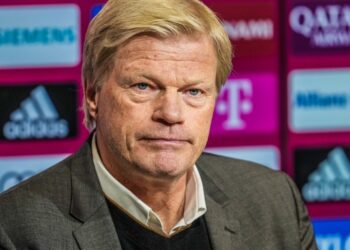 Germany and Bayern Munich legend Oliver Kahn in talks to buy French club Bordeaux