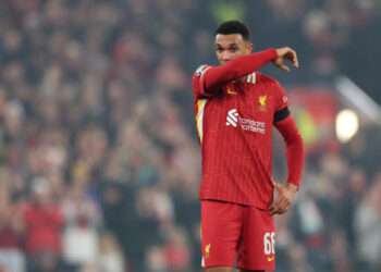 Former Liverpool defender slams Alexander-Arnold’s “really poor” display in Man United stalemate