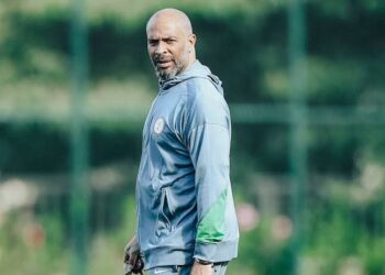 “Made a mistake” – Former Super Eagles star faults Chelle’s team selection against Zimbabwe