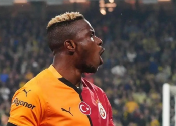 Osimhen gift Remo Stars millions of naira after historic title win