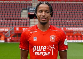 Tyronne Ebuehi: Biography, stats, salary, net worth, family, girlfriend, transfer news and FC 25 ratings