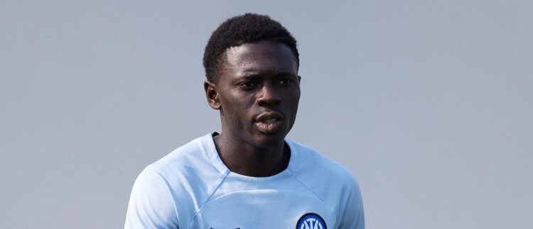 Ebenezer Akinsanmiro: Biography, stats, salary, net worth, family, girlfriend, transfer news and FC 25 ratings