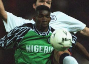 Former Super Eagles hitman joins Eguavoen, Oliseh as FG fulfils housing pledge to AFCON heroes