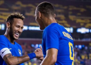 Galatasaray set sights on Brazilian goal machine as Osimhen delays final response