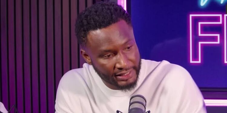 Super Eagles legend suggests shocking Victor Osimhen alternative to Chelsea