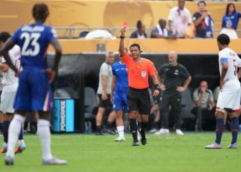 Ex-Super Eagles star sends message to PSG’s Joao Neves after Club World Cup final sending-off