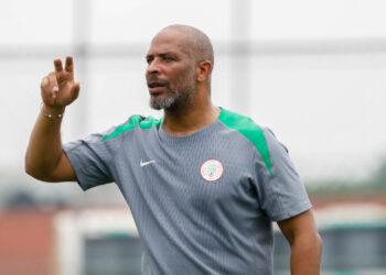 Ex-Super Eagles captain calls for Eric Chelle’s head as Nigeria’s World Cup hopes dwindles