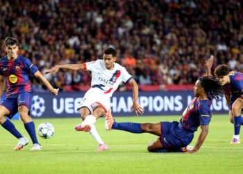 Ex-Super Eagles captain Sunday Oliseh reacts to PSG’s Champions League win over Barcelona 