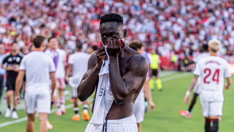 “Total madness” – Nigeria’s Akor Adams reflects on Sevilla’s big win over Barcelona