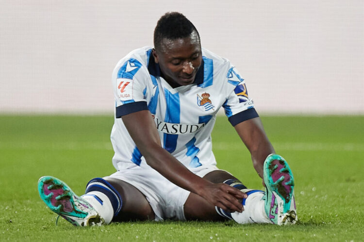 Ex-Nigeria international sends message to Umar Sadiq amid striker’s lack of game time at Real Sociedad