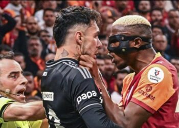This is why top clubs avoid him – Fan reacts to Osimhen’s outburst in Istanbul derby against Beşiktaş