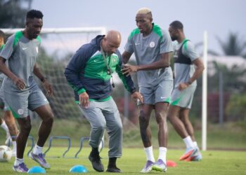 Eric Chelle will not be sacked, to receive bonus and continue as coach – Reports