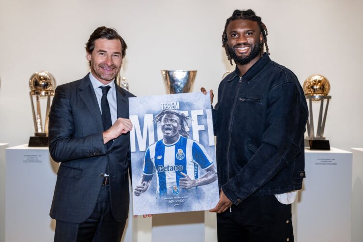 Confirmed: FC Porto sign Nigeria’s third greatest goalscorer in Ligue 1 history