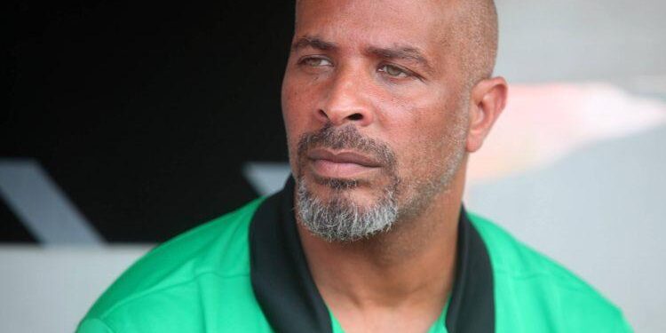 Former Super Eagles coach questions Eric Chelle’s credentials, calls for indigenous appointments