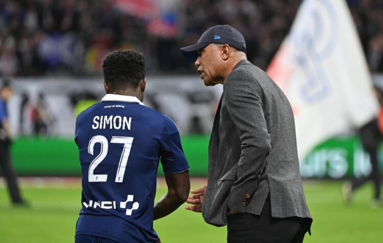 Kombouaré sends clear message to Moses Simon after Paris FC revival