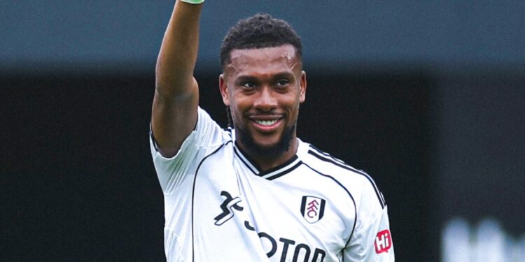 Iwobi strikes as Fulham heap more misery on struggling Tottenham