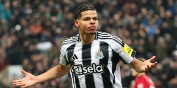 Super Eagles-eligible Osula ends Man United’s unbeaten run with stunning late winner for Newcastle