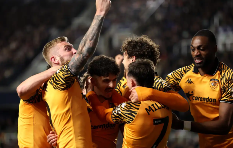 Nigeria’s Semi Ajayi wins Premier League promotion with Hull City after McBurnie’s late dagger