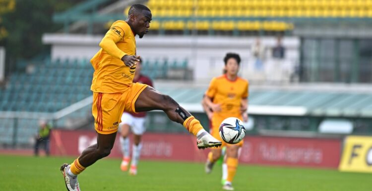 Report: Belgian, Swedish and Austrian clubs chase Nigerian winger at SK Artis Brno