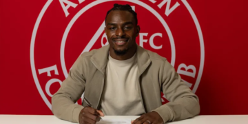 Transfer: Nigerian forward joins Afeez Aremu at Scottish Premiership side Aberdeen
