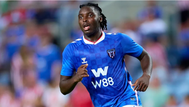 Belgian giants circle Sunderland’s Nigerian prospect ahead of loan exit 
