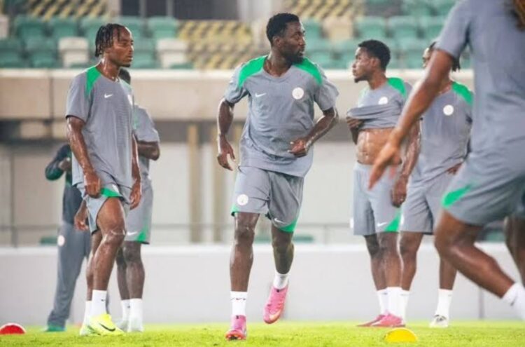 Super Eagles transfer: Man United step back as Venezia enter race for Nigerian star