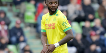 Report: Super Eagles defender Chidozie Awaziem in talks over Turkish Super Lig return