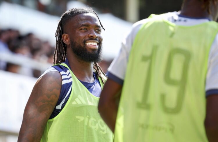 Super Eagles star Arokodare reveals what shocked him at Ajax since Wolves move