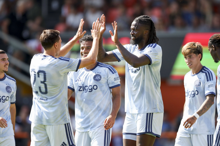 Former Eredivisie striker hails Super Eagles star Tolu Arokodare after impressive Ajax start