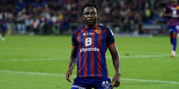 Super Eagles duo handed fresh opportunities after Olympiacos, Basel sack coaches