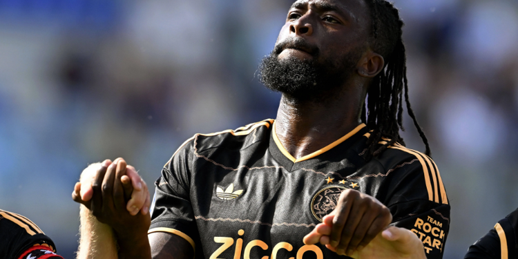 “An impressive figure” – Super Eagles striker Tolu Arokodare earns plaudits following Ajax impact