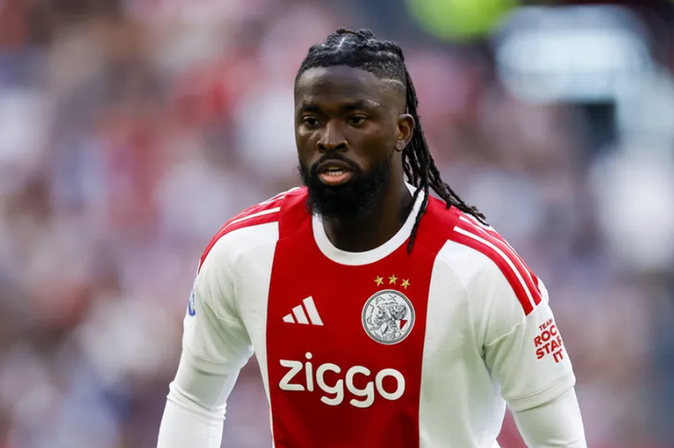 “What a beast” – Dutch football analyst heaps praise on Super Eagles striker Tolu Arokodare