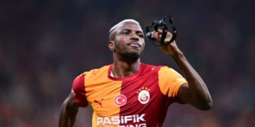 Osimhen fires Galatasaray to derby win over Fenerbahçe with stunning brace