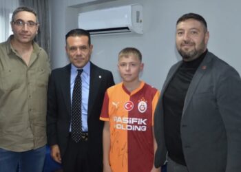 Victor Osimhen makes ‘special’ gesture for Galatasaray fan after family tragedy