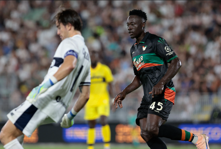 Venezia coach singles out Super Eagles striker Akor Adams for praise after Napoli heroics